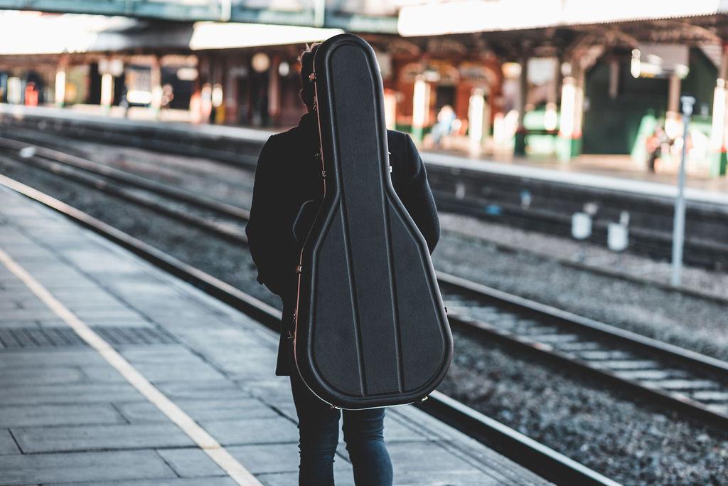 Hiscox backpack strap system fitted to a guitar case